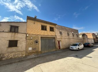 LUNA. INMUEBLE EN VENTA