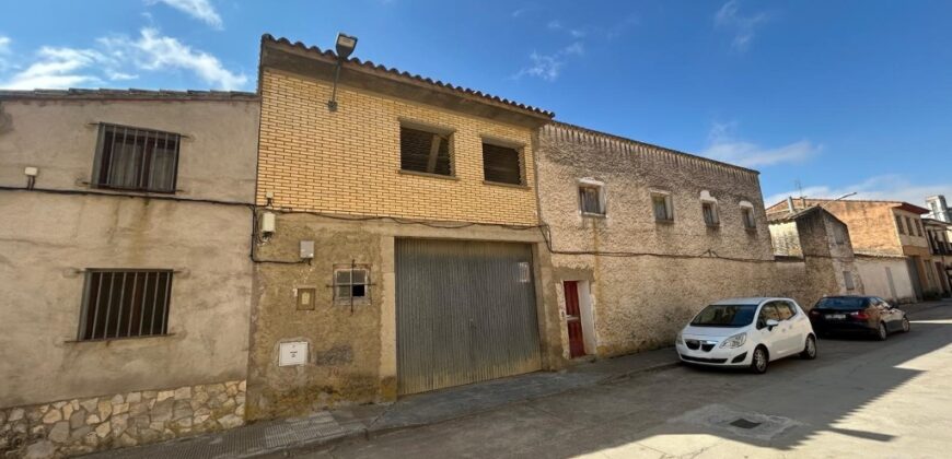 LUNA. INMUEBLE EN VENTA