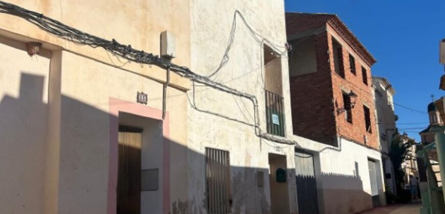 ALMONACID DE LA CUBA. CASA EN VENTA