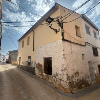 ENCINACORBA. CASA EN VENTA