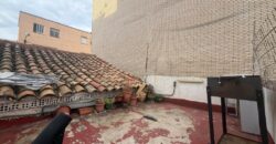 ZARAGOZA. CASA PARCELA EN VENTA EN EL BARRIO DE VALDEFIERRO
