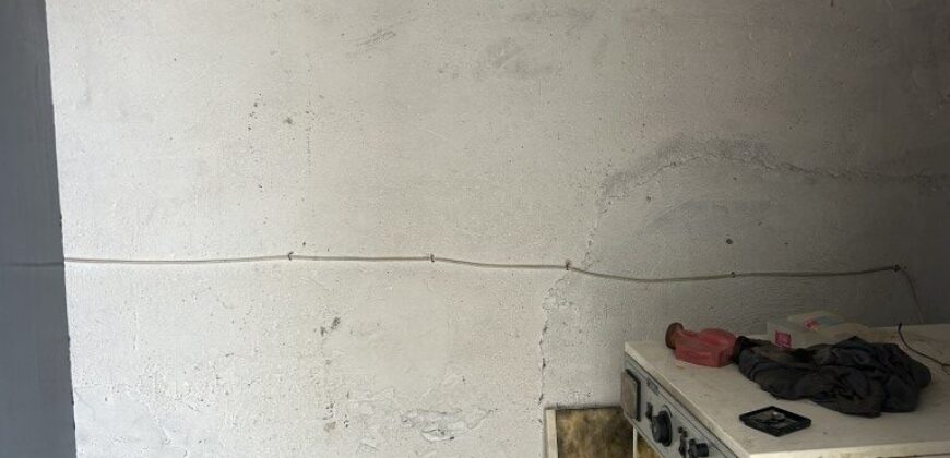 FRULA. CASA CON CORRAL EN VENTA