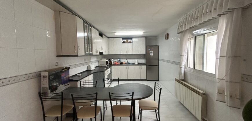 FRULA. CASA CON CORRAL EN VENTA