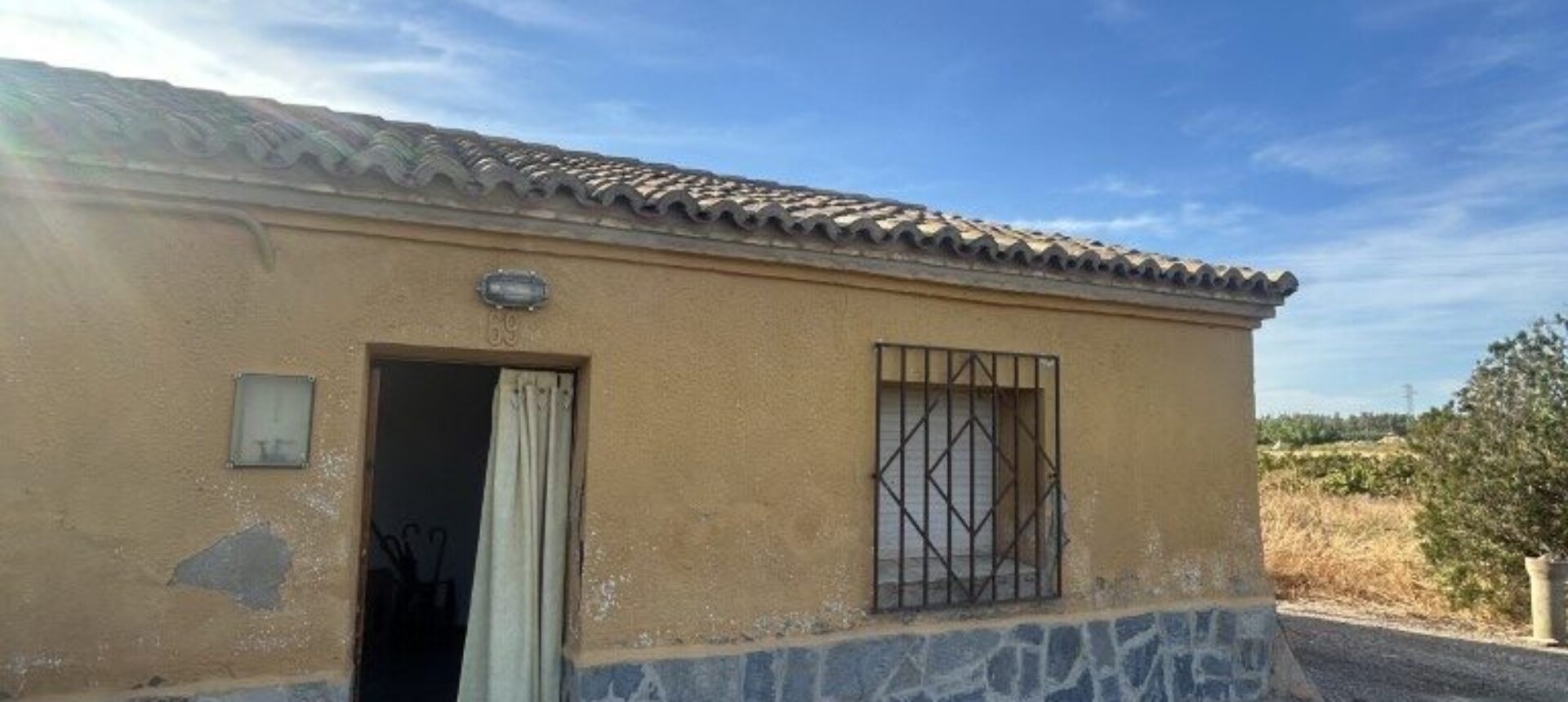 MONTAÑANA. CASA Y TERRENO EN VENTA