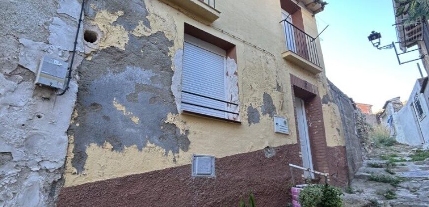 CERVERA DEL RIO ALHAMA. CASA EN VENTA