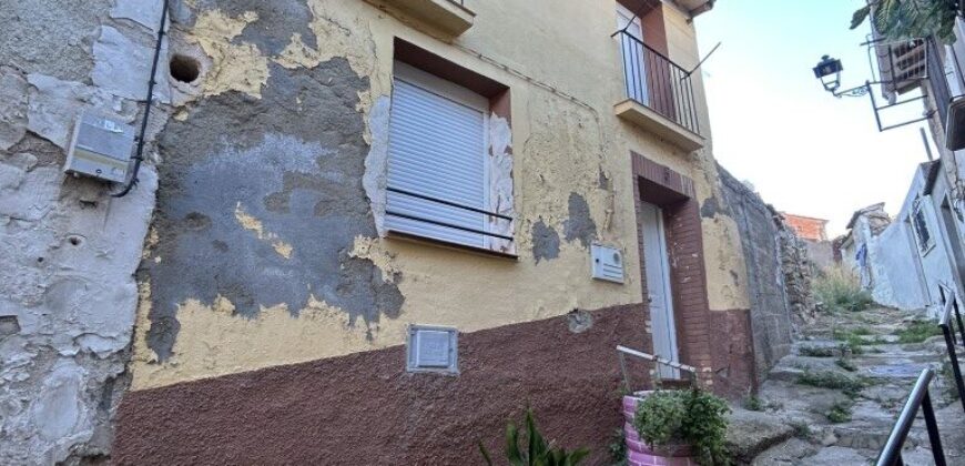 CERVERA DEL RIO ALHAMA. CASA EN VENTA
