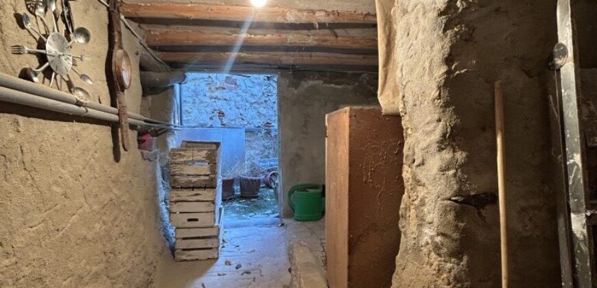 CERVERA DEL RIO ALHAMA. CASA EN VENTA